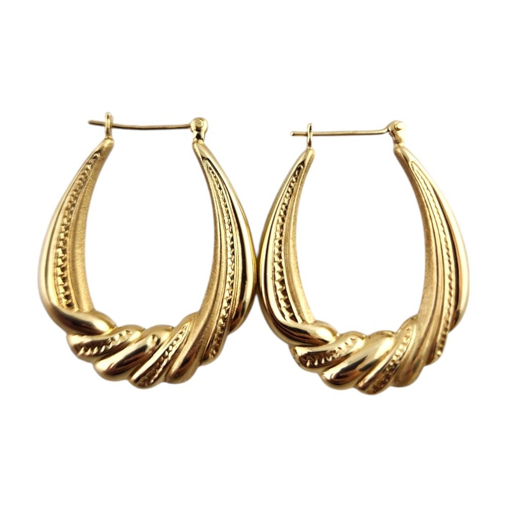14 Karat Yellow Gold Oval Hoop Earrings #19343